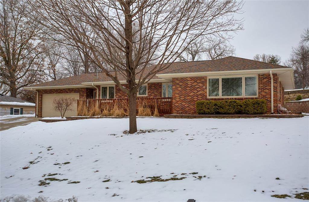 2824 Wisconsin Avenue - Photo 1