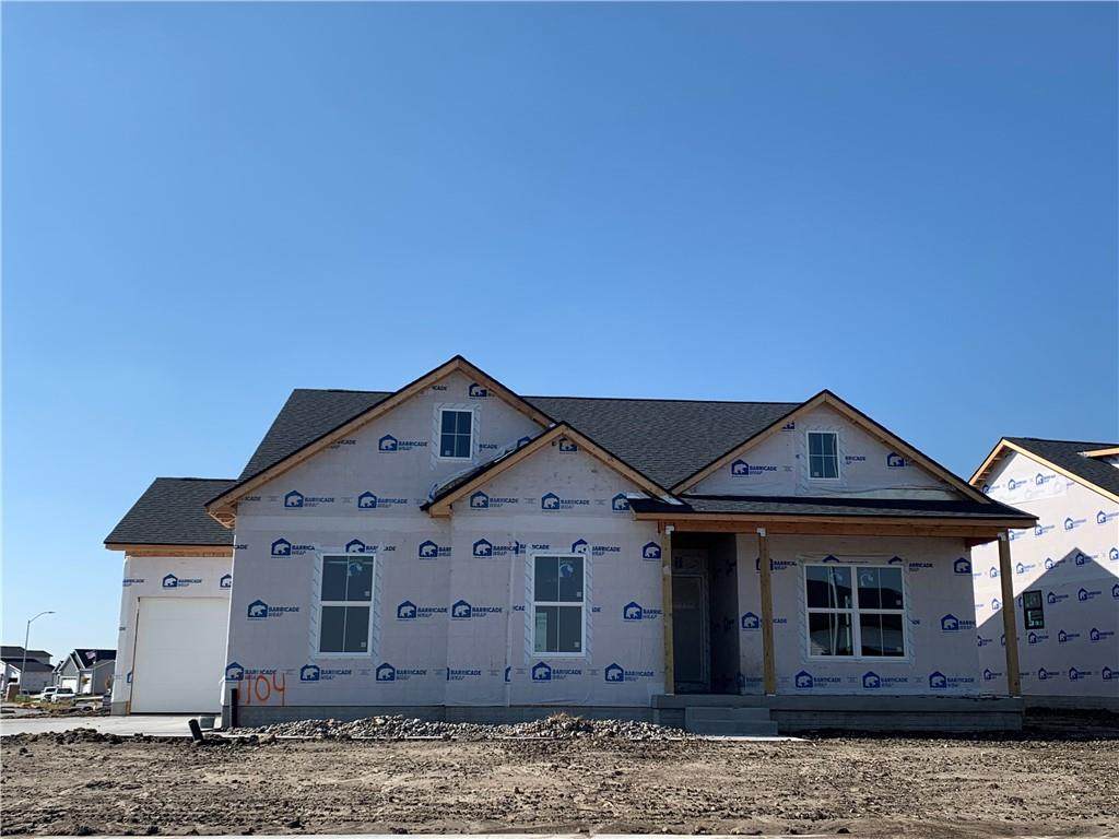 1104 Meadow Crossing Drive - Photo 1