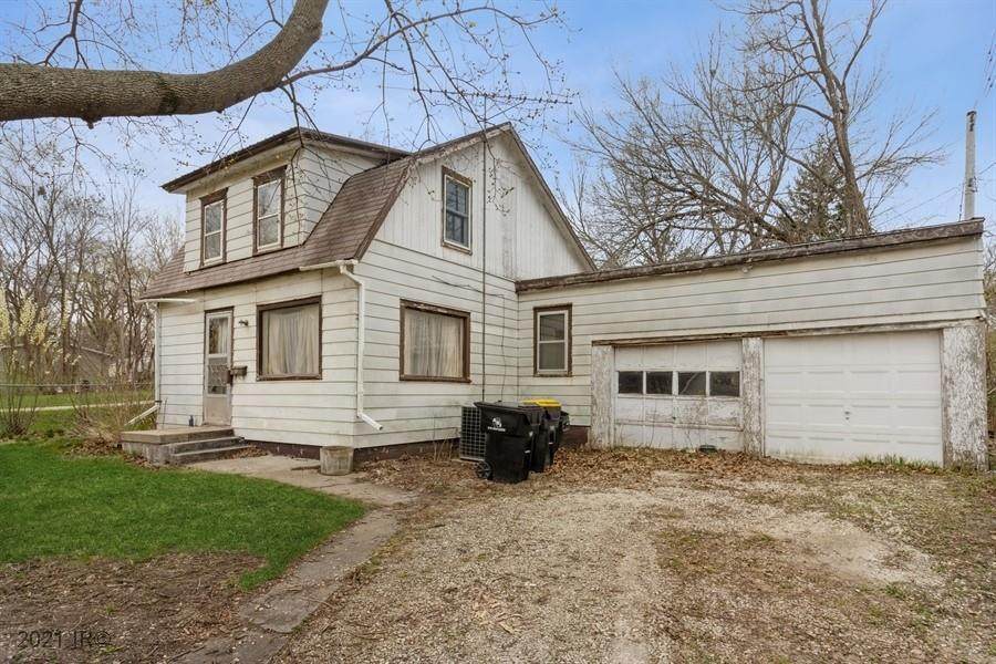218 11th Street - Photo 1