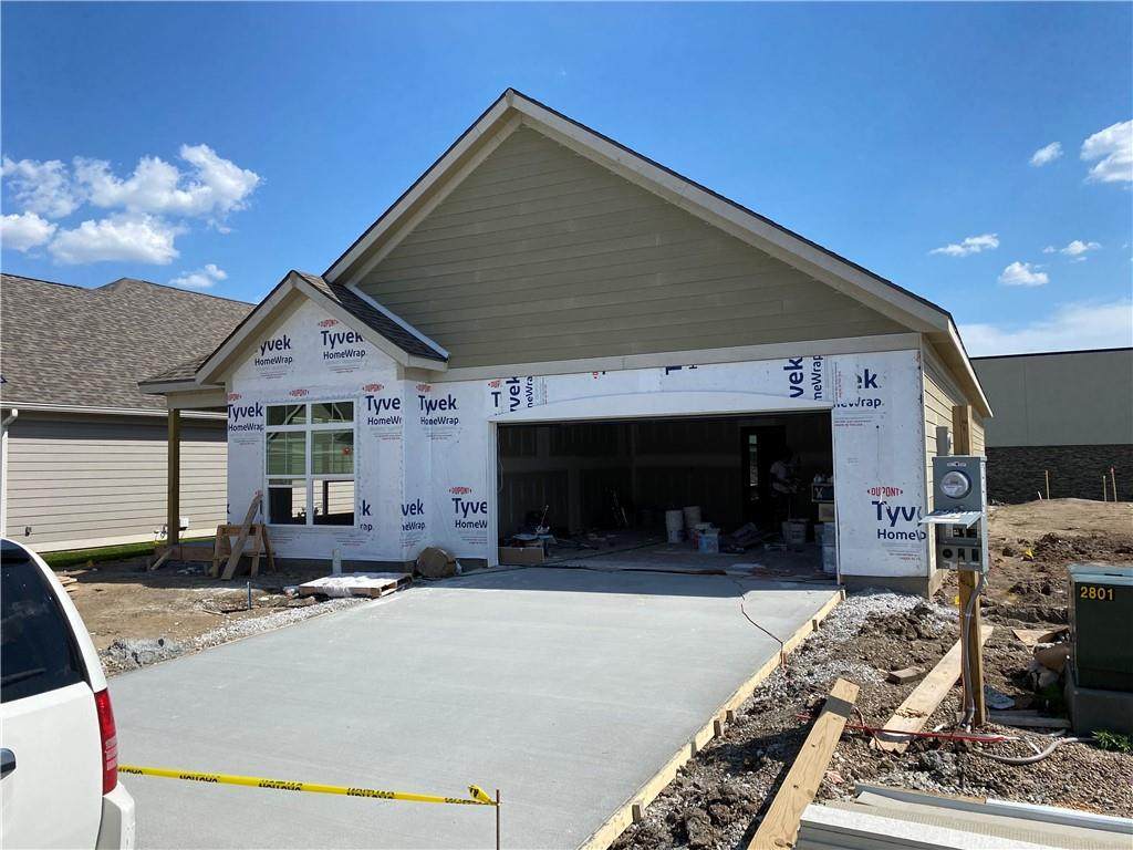 2801 38th Lane - Photo 1