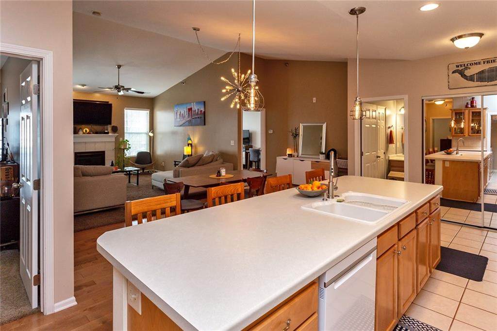 1313 University Avenue - Photo 1