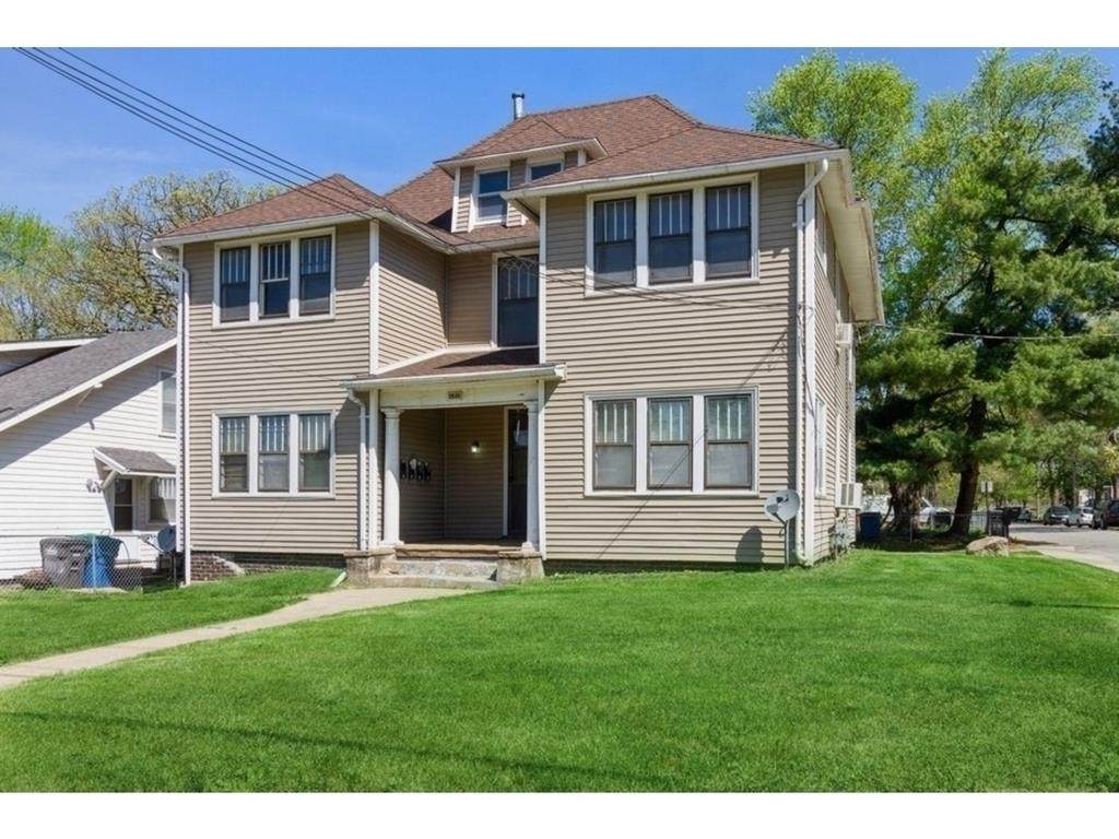 1501 University Avenue - Photo 1