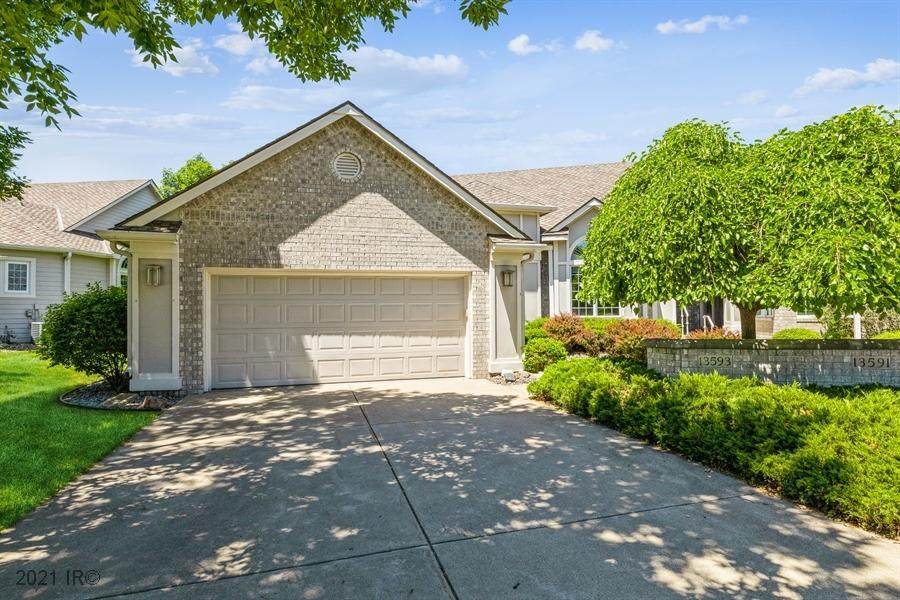 13593 Village Court - Photo 1