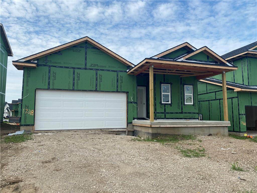 1728 Ashwood Avenue - Photo 1