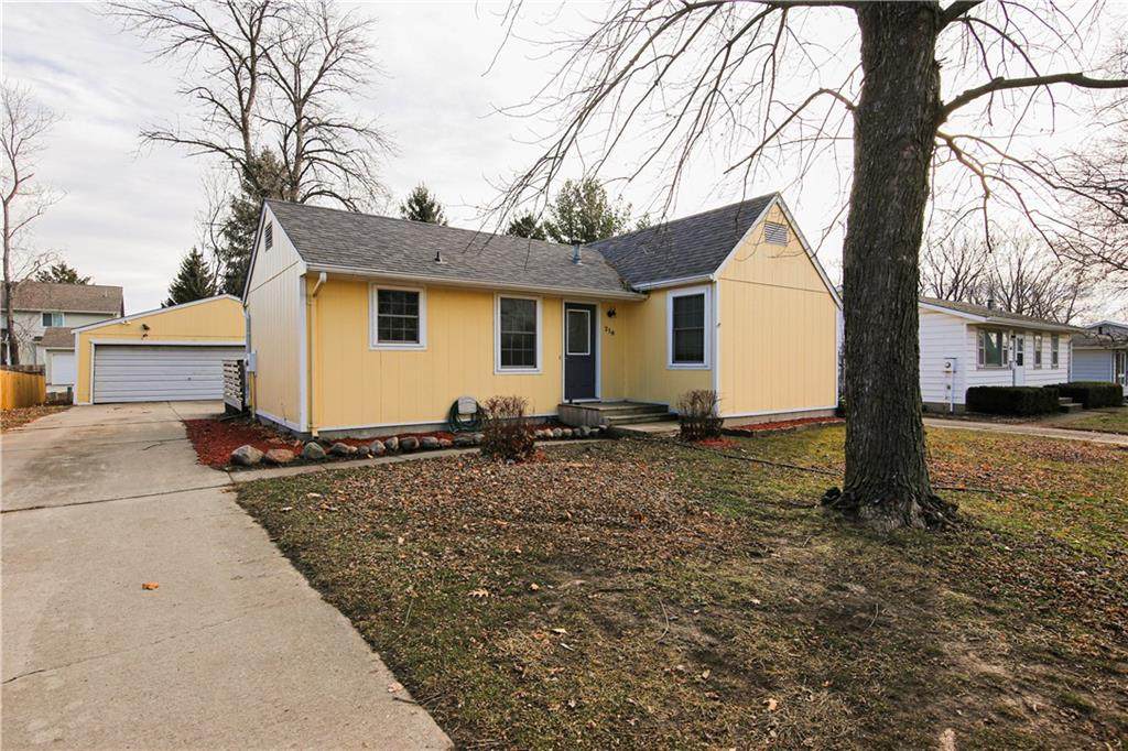 218 Rockwell Avenue - Photo 1