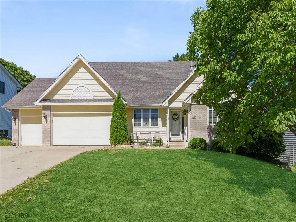 404 Orchard Avenue - Photo 1