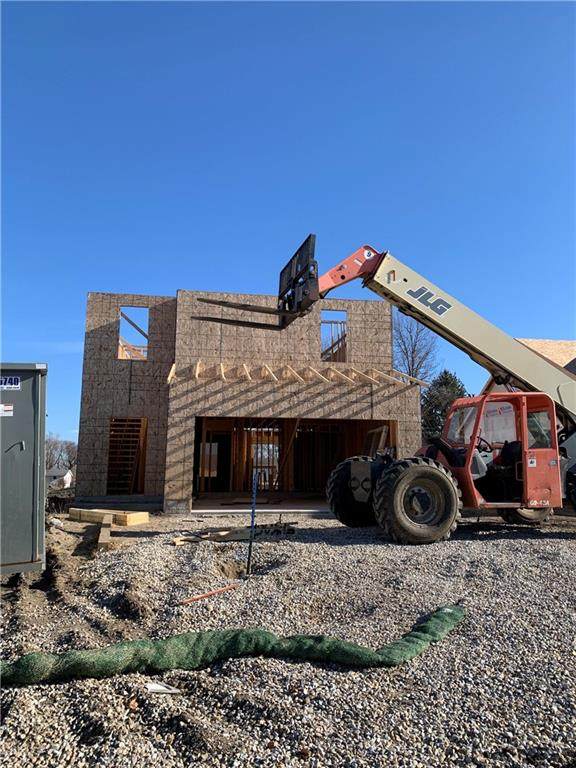 1104 28th Street - Photo 1