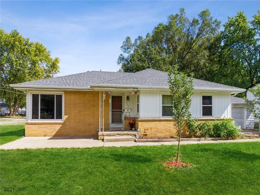 4103 7th Street - Photo 1