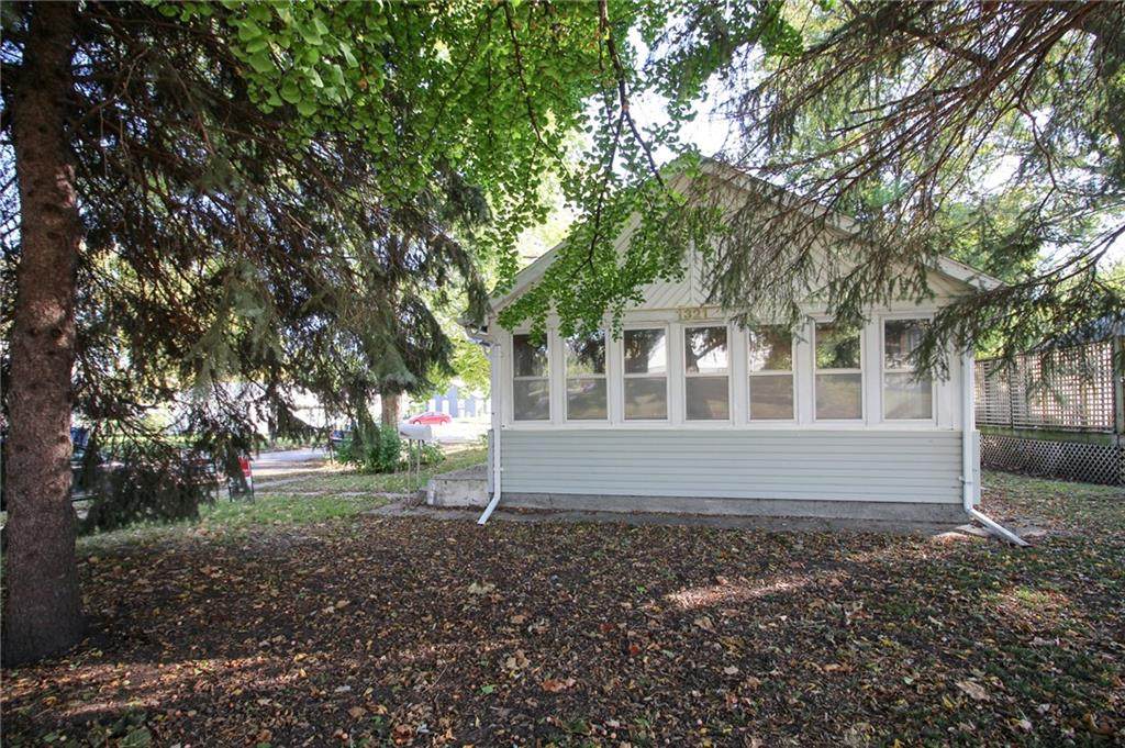 1321 Oak Park Avenue - Photo 1