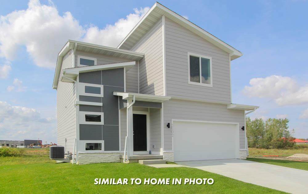 575 Booth Avenue - Photo 1