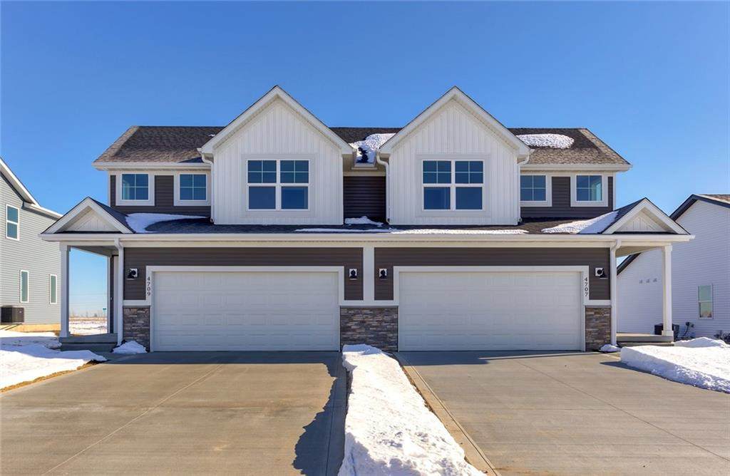 4707 172nd Street - Photo 1