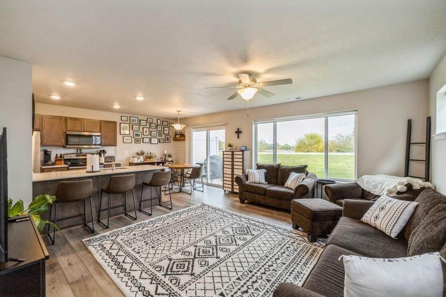 764 Conner Court - Photo 1