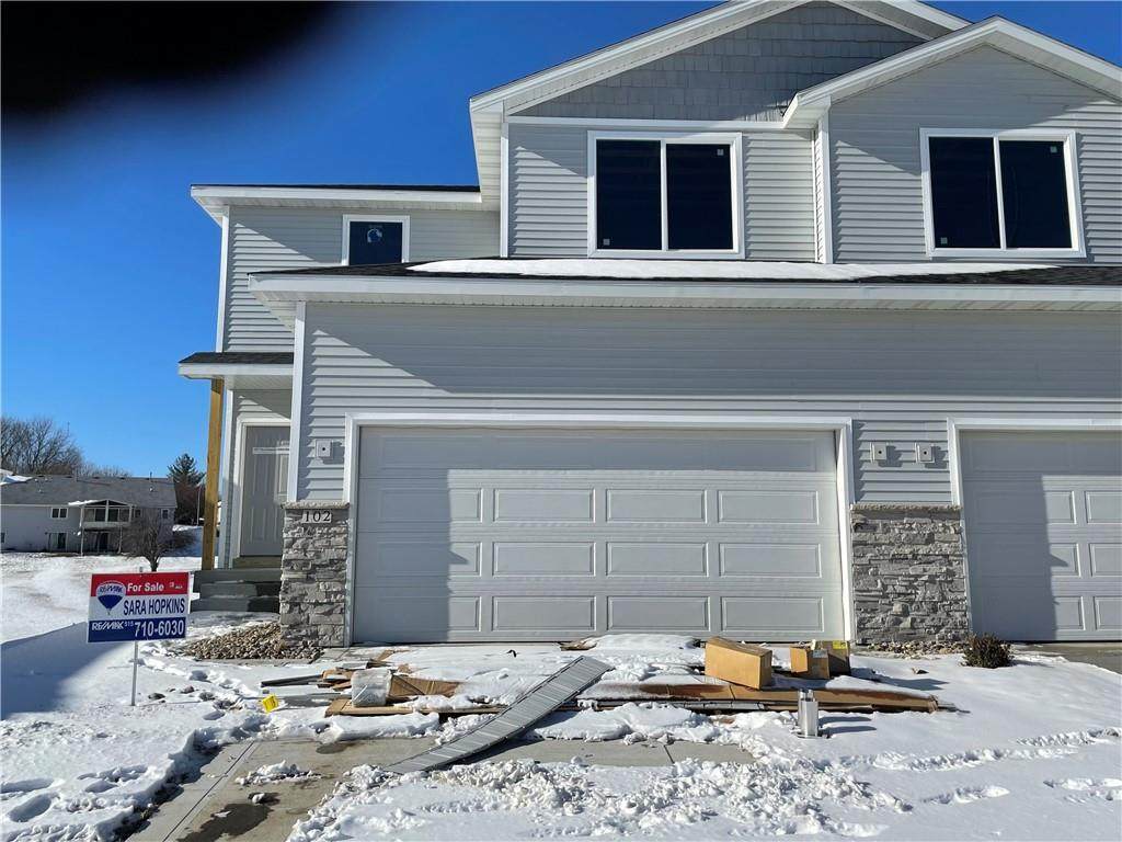 102 Keeneland Court - Photo 1