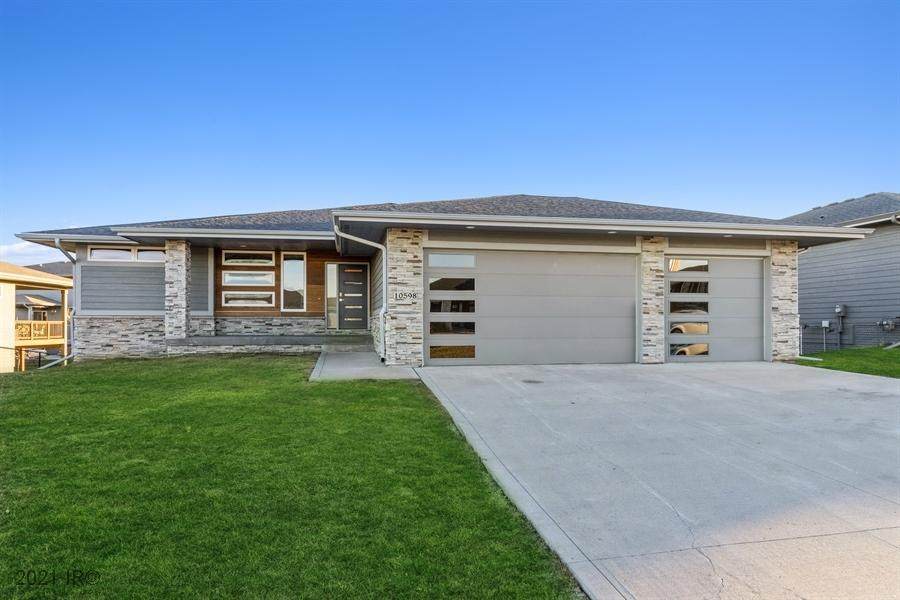 10598 72nd Lane - Photo 1