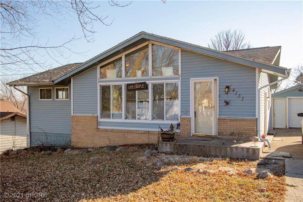 4137 Knob Hill Drive - Photo 1