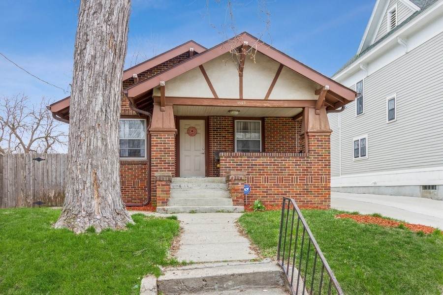 1509 23rd Street - Photo 1