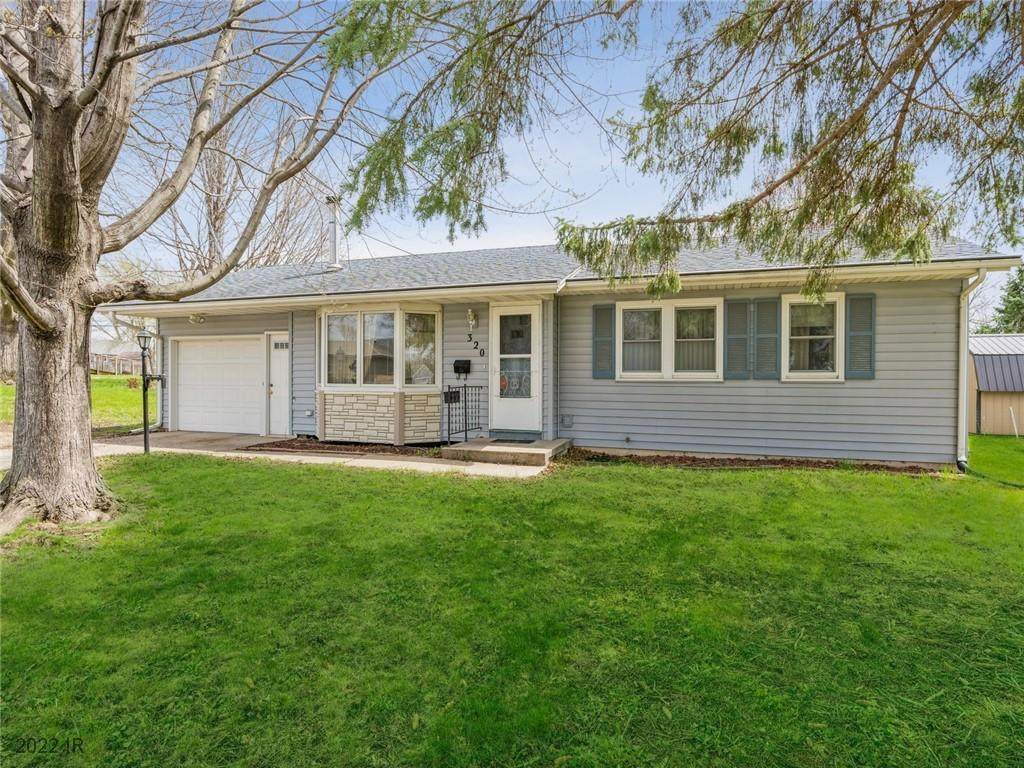 320 9th Street - Photo 1
