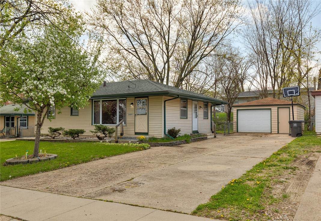 2609 Tiffin Avenue - Photo 1