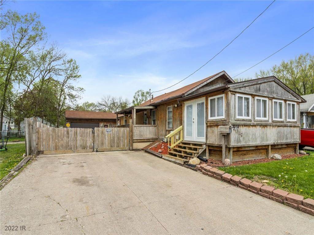 2014 25th Street - Photo 1