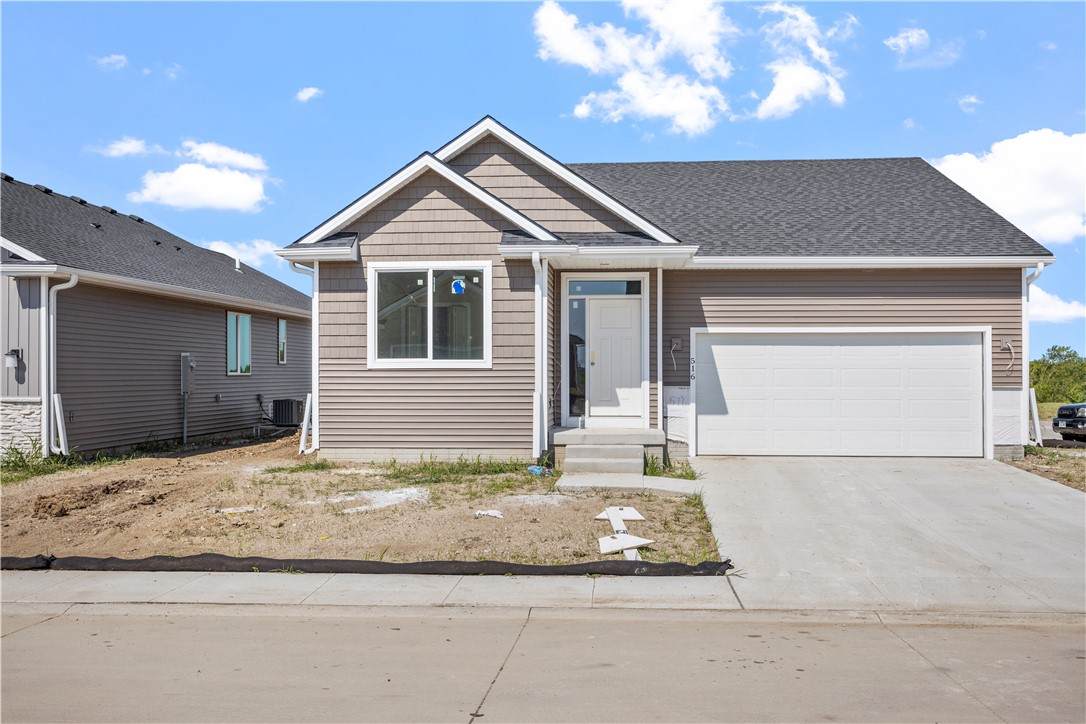516 Vista Lane - Photo 1