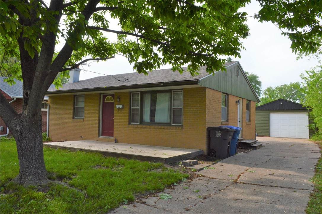 1504 Tiffin Avenue - Photo 1