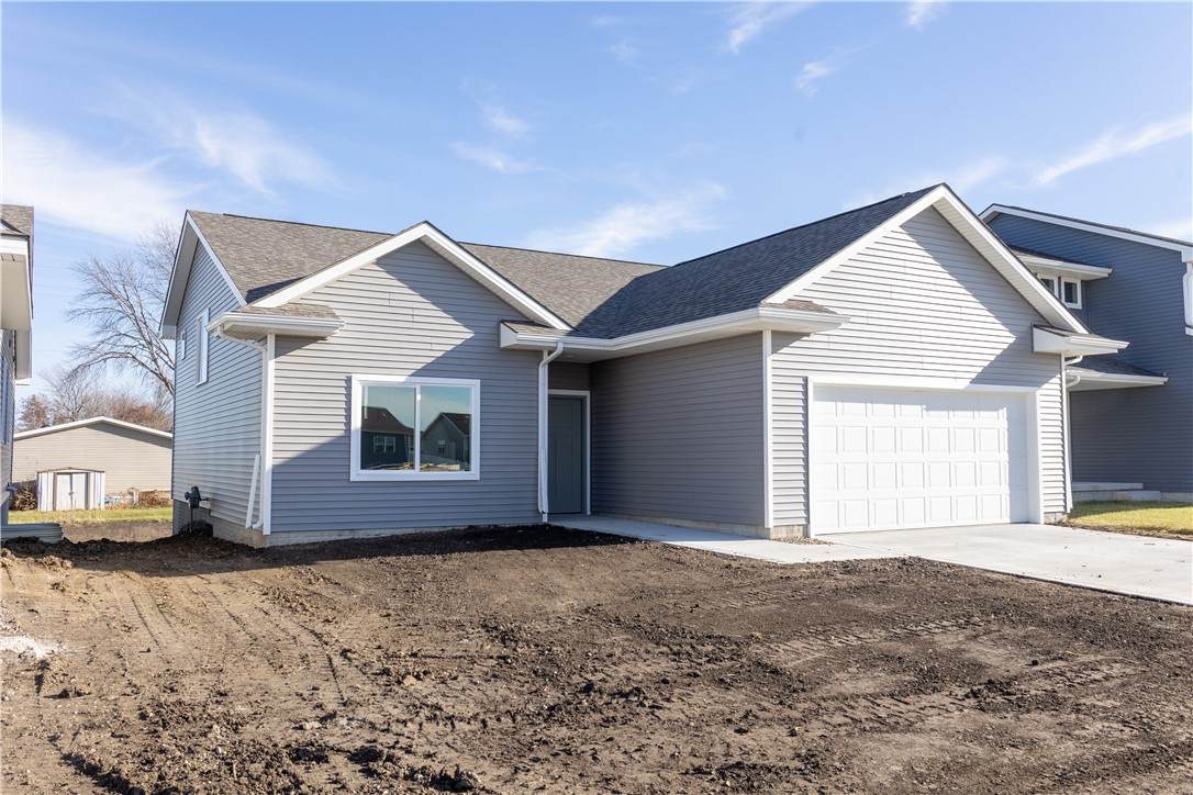209 Adams Avenue - Photo 1