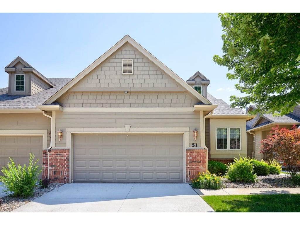 550 Legacy Court - Photo 1