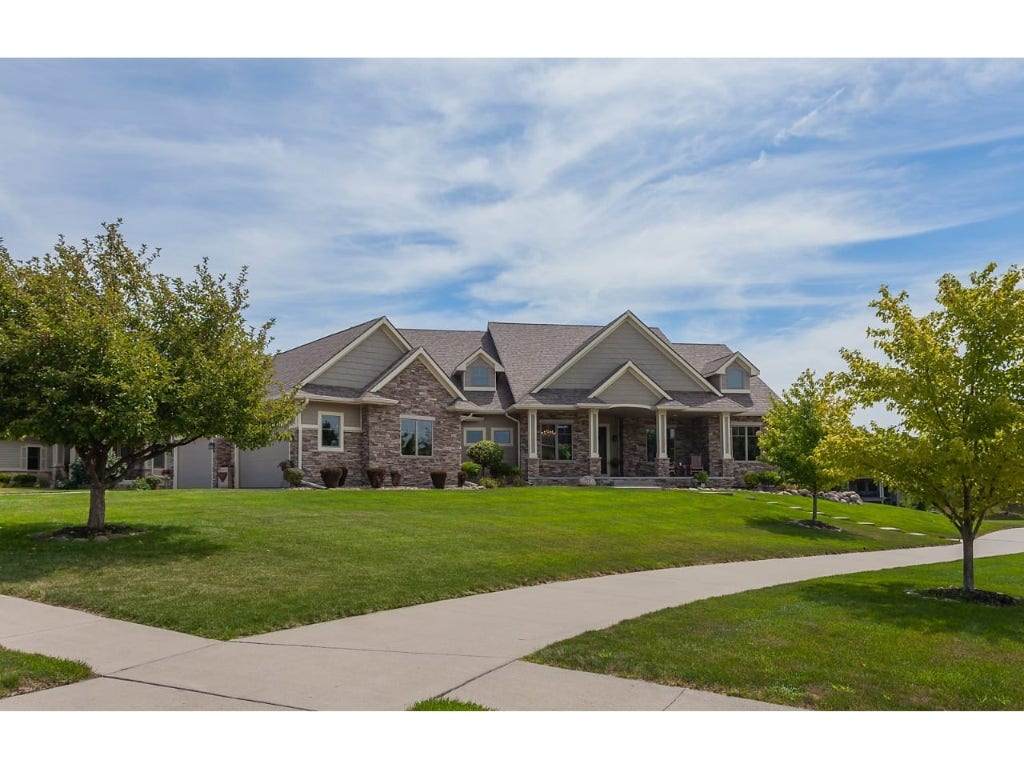 3905 Berkshire Parkway - Photo 1