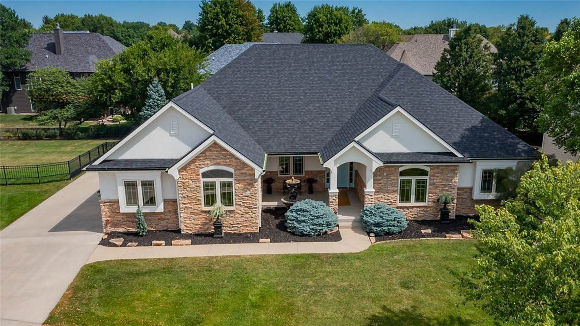 5885 Fairway Court - Photo 1