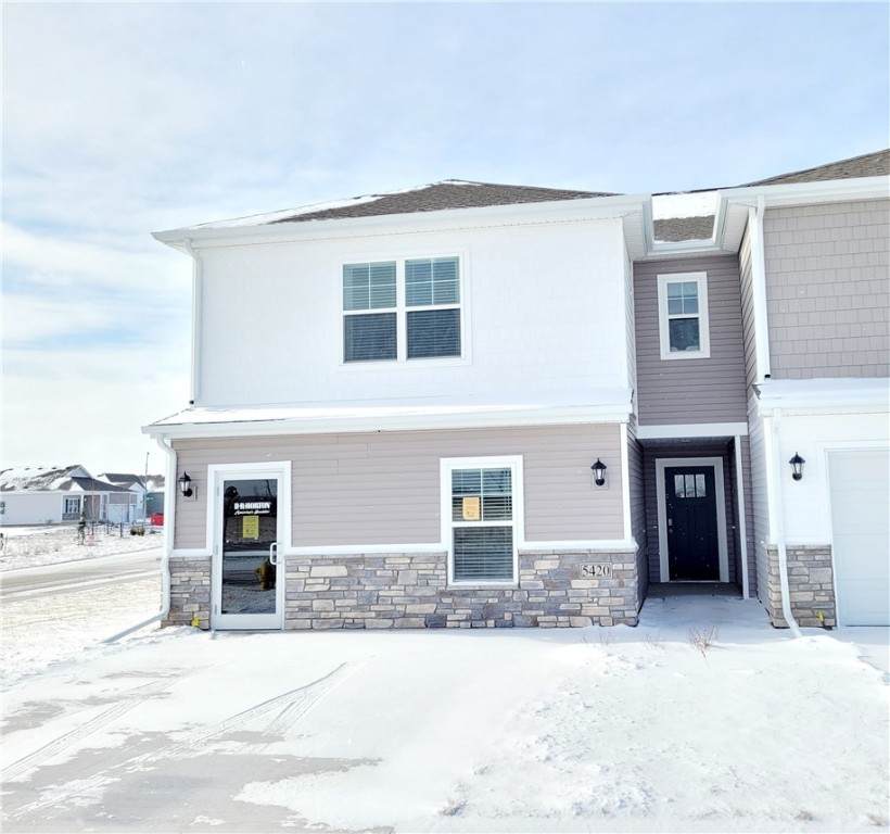 5420 144th Street - Photo 1