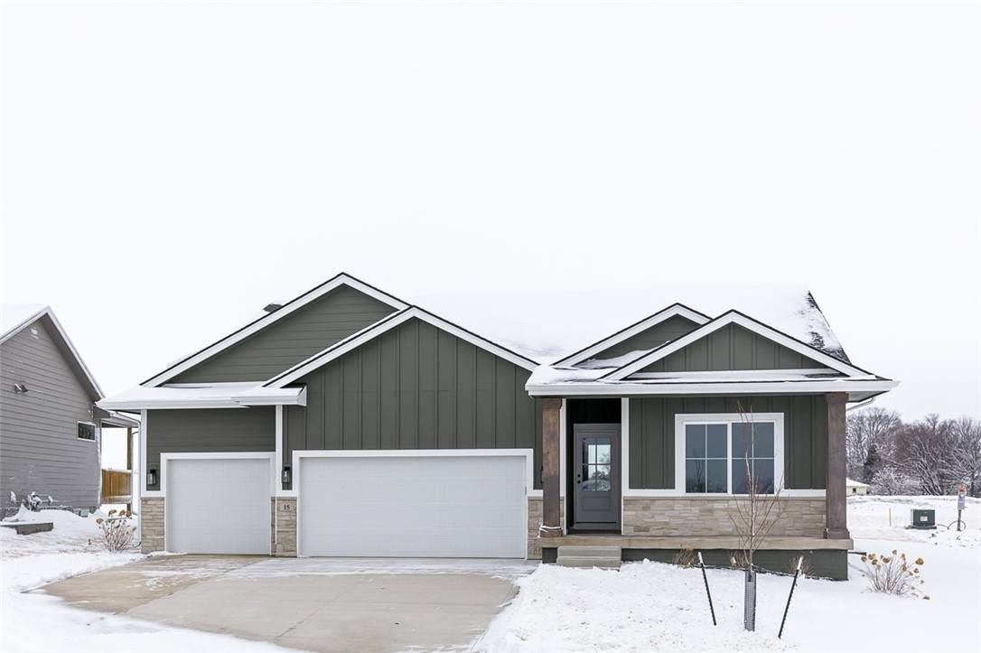 15 Valleyview Drive - Photo 1