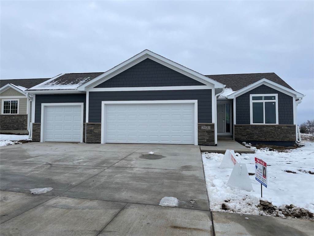 2920 Prairieside Place - Photo 1