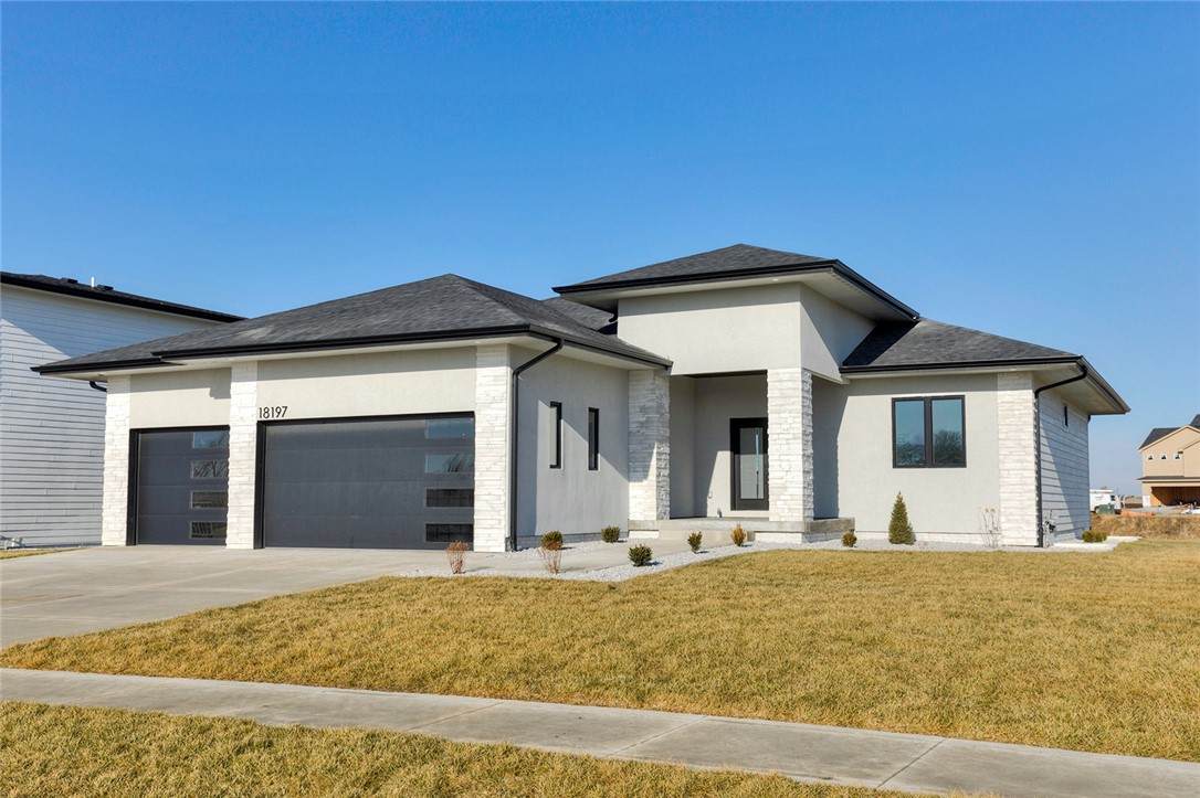 18197 Tanglewood Drive - Photo 1