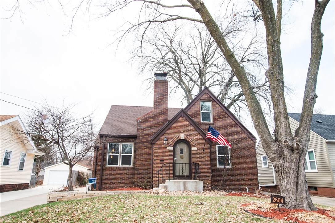 2604 44th Street - Photo 1