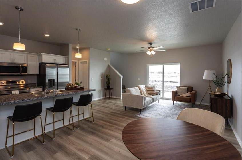 223 Greenway Place - Photo 1
