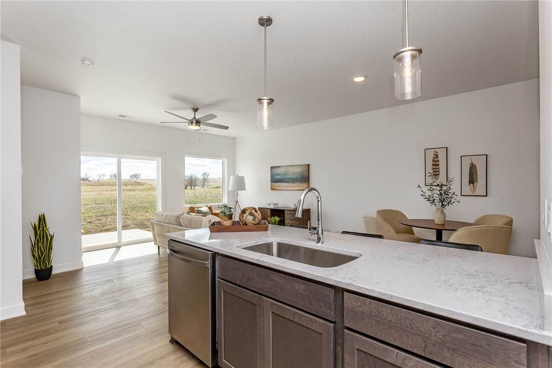 800 Greenwell Place - Photo 1