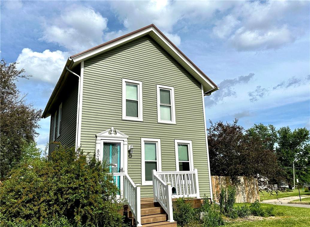 804 Summer Street - Photo 1