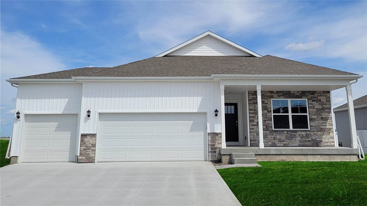 5525 Seneca Drive - Photo 1