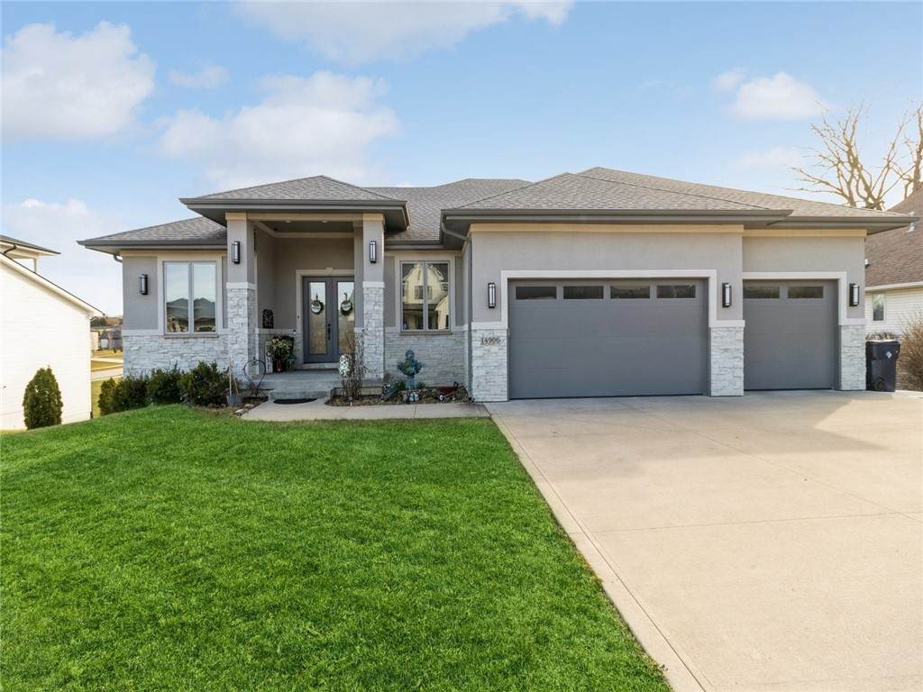 14906 Sheridan Avenue - Photo 1