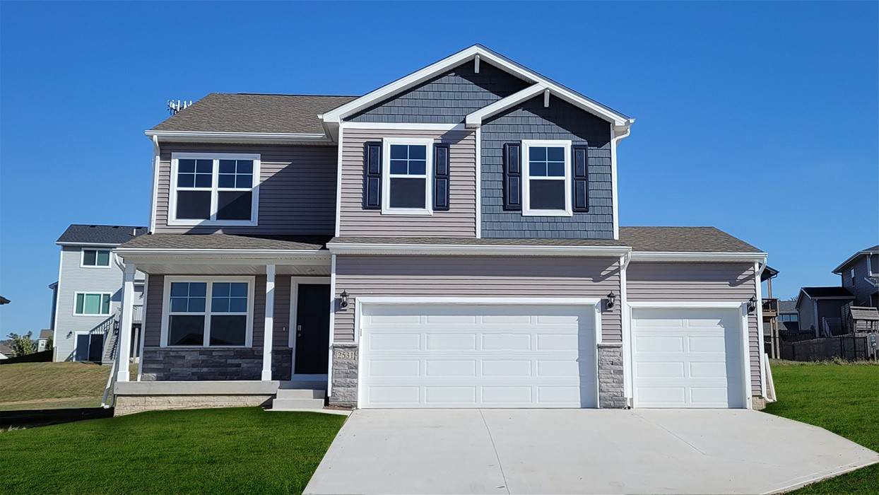2531 47th Street - Photo 1