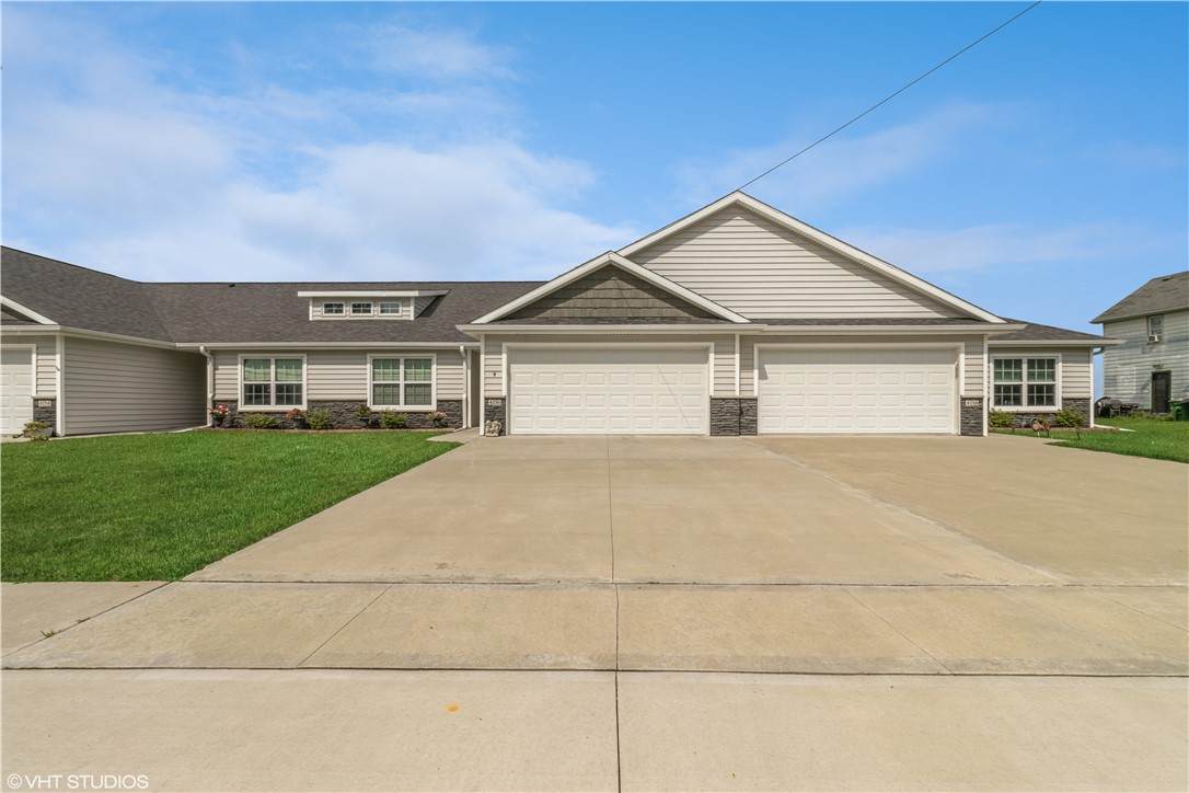 406 Park Street - Photo 1