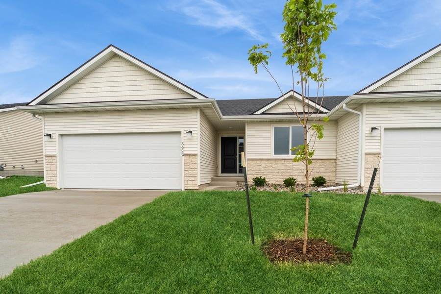 5622 Briarwood Drive - Photo 1