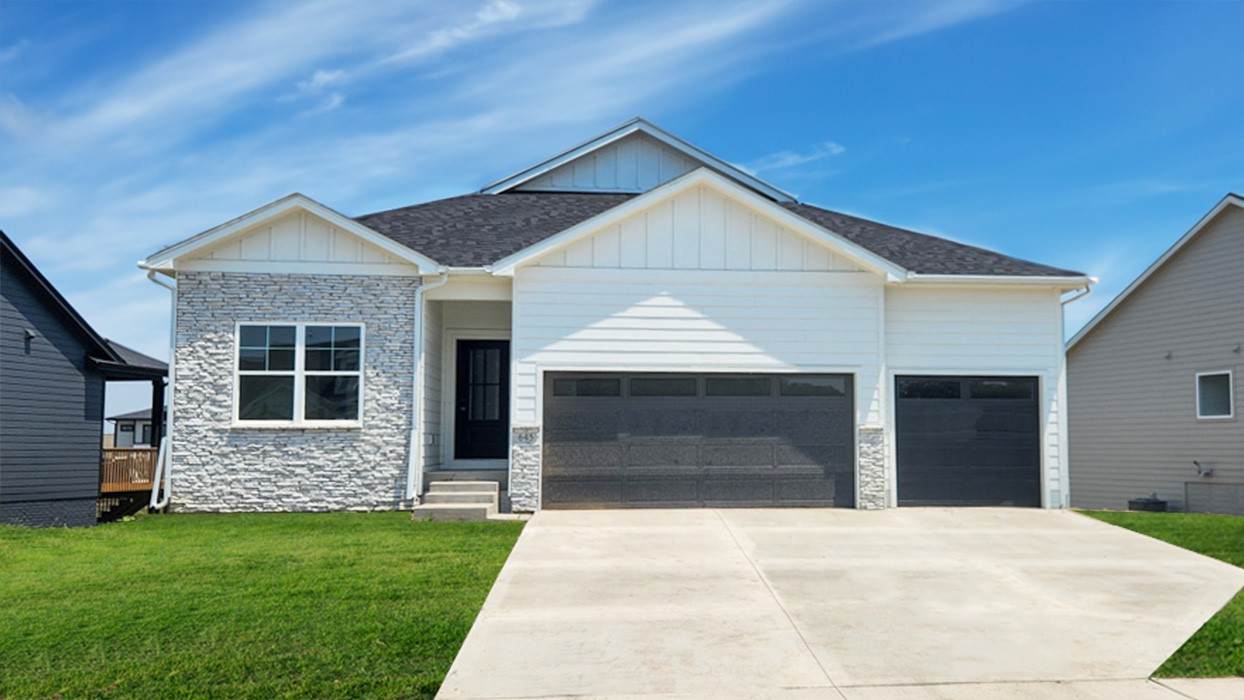 645 Concord Lane - Photo 1