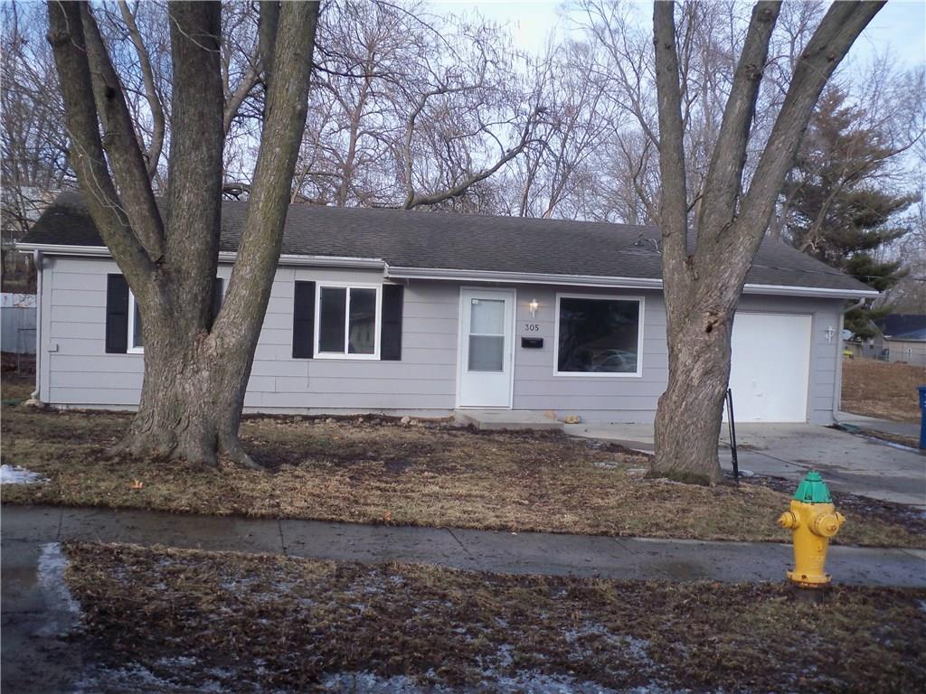 305 Caulder Avenue - Photo 1