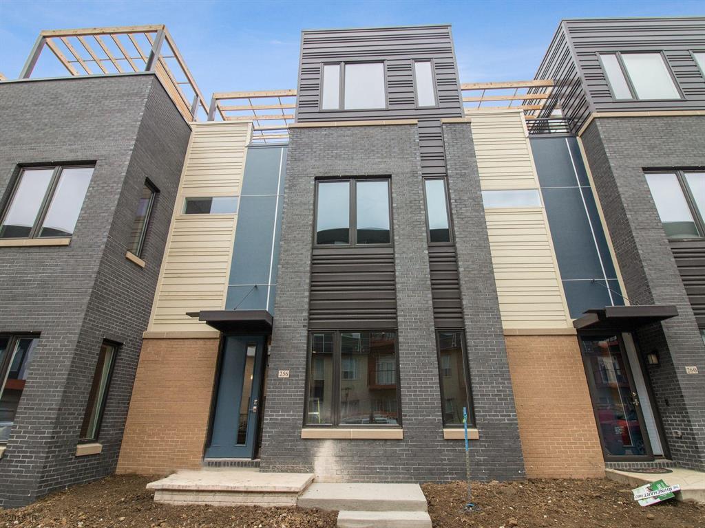 256 Center Street - Photo 1