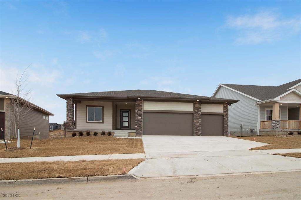 175 Bailey Circle - Photo 1