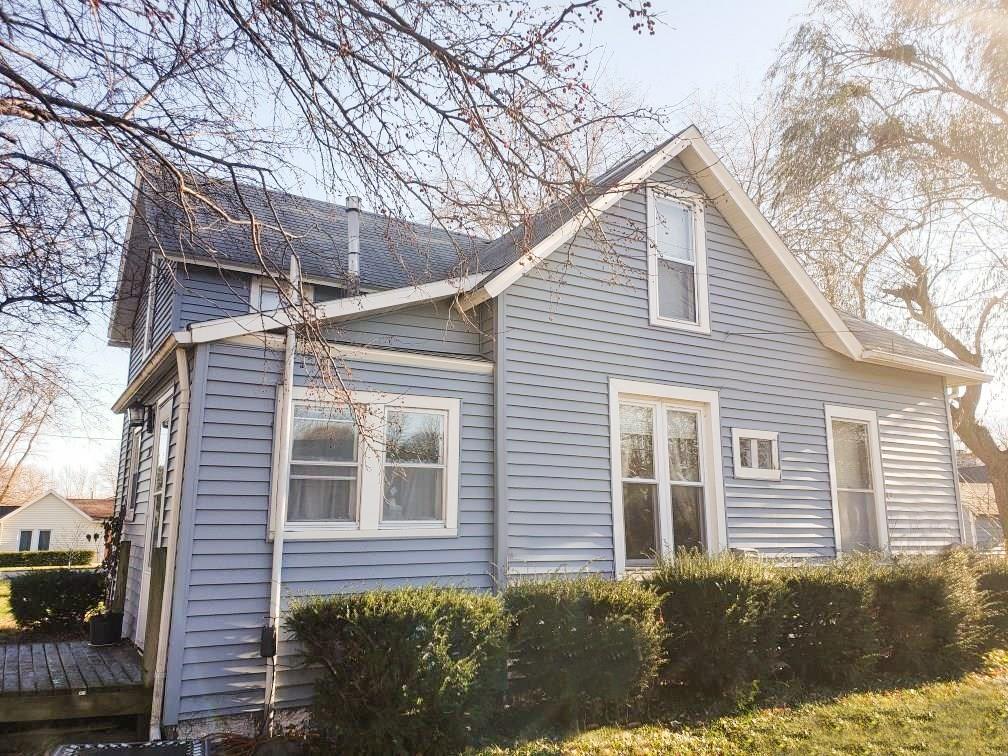 202 Wood Street - Photo 1