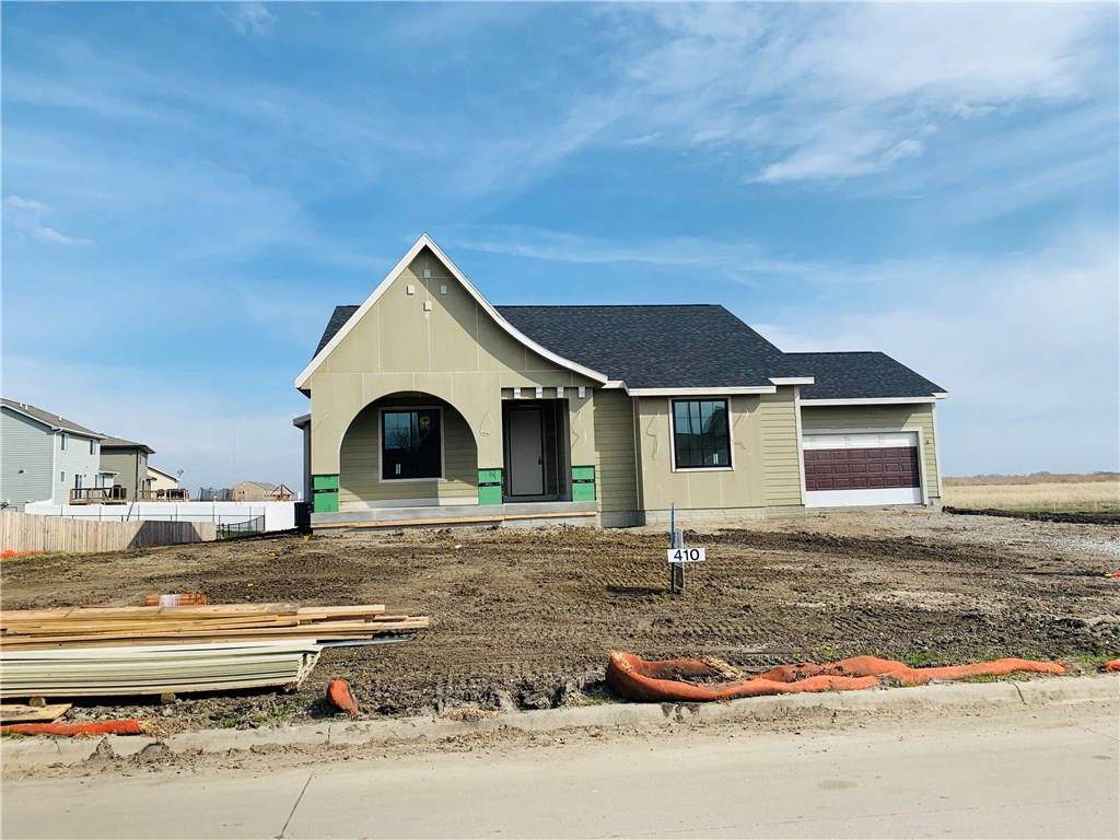410 Reinhart Drive - Photo 1