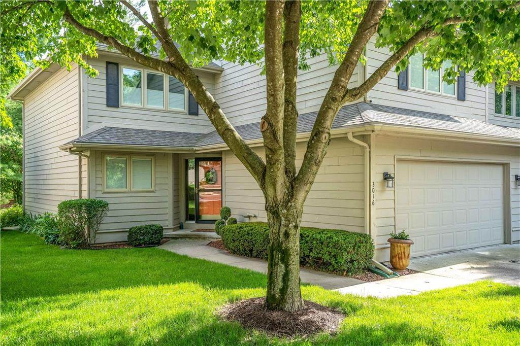 3016 Fox Hollow Circle - Photo 1