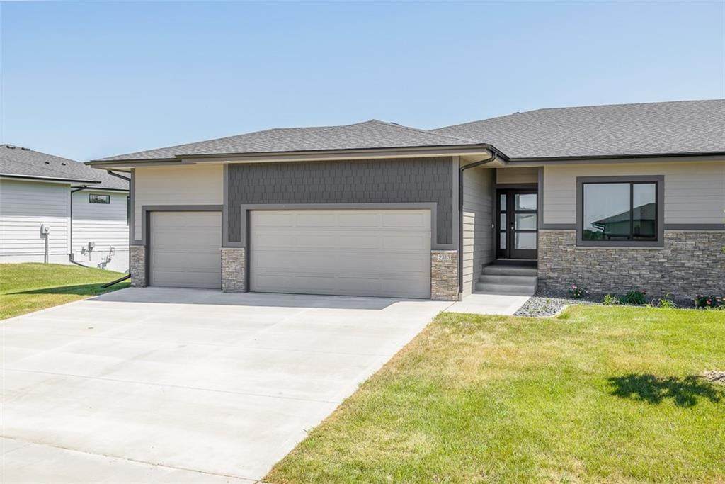 2313 Scenic Valley Drive - Photo 1